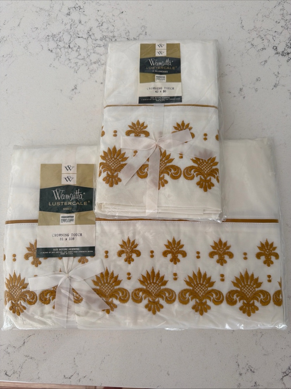 Wamsutta White Sheet and 2 pillow cases Emblazoned crown